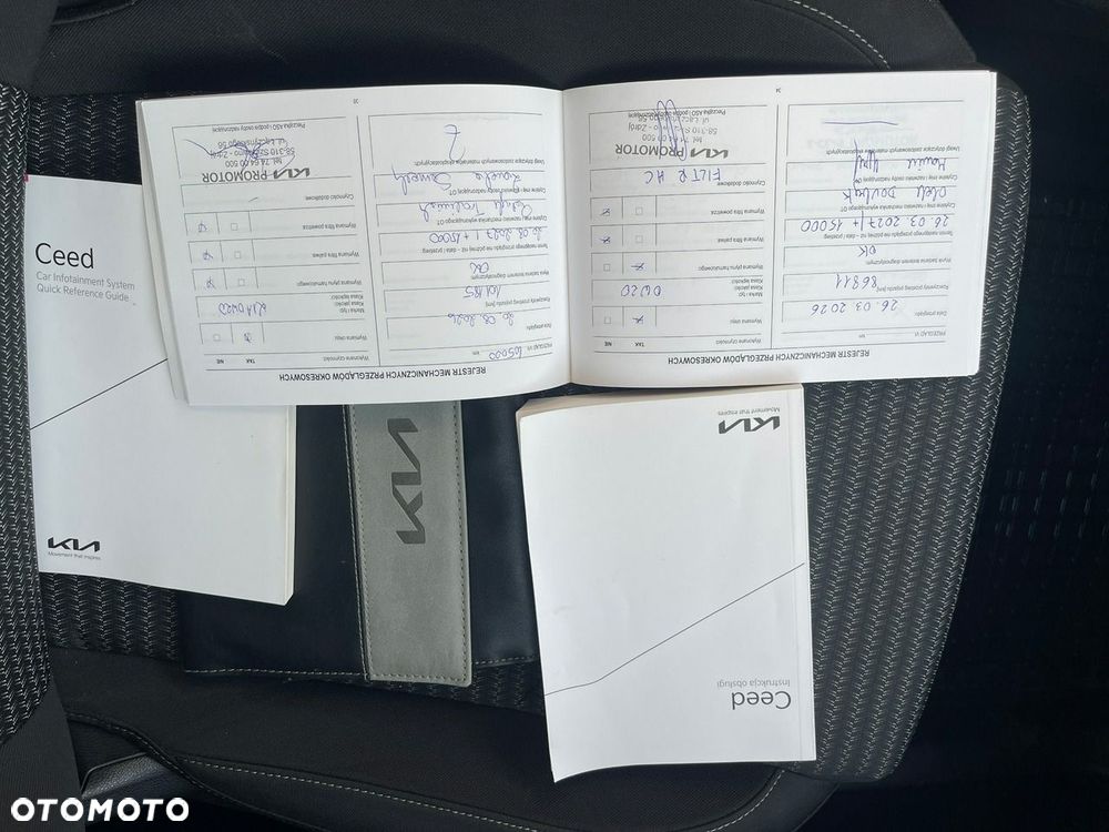 Kia Ceed 1.5 T-GDI M - 11