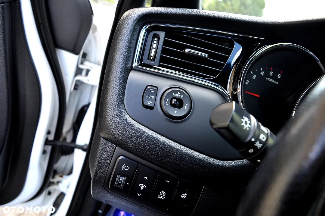 Kia Ceed 1.6 CRDi SCR GT-Line DCT - 23