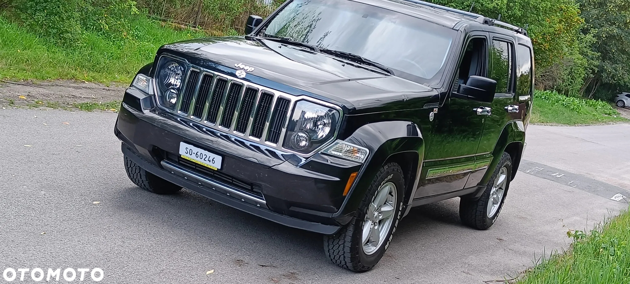 Jeep Liberty - 2