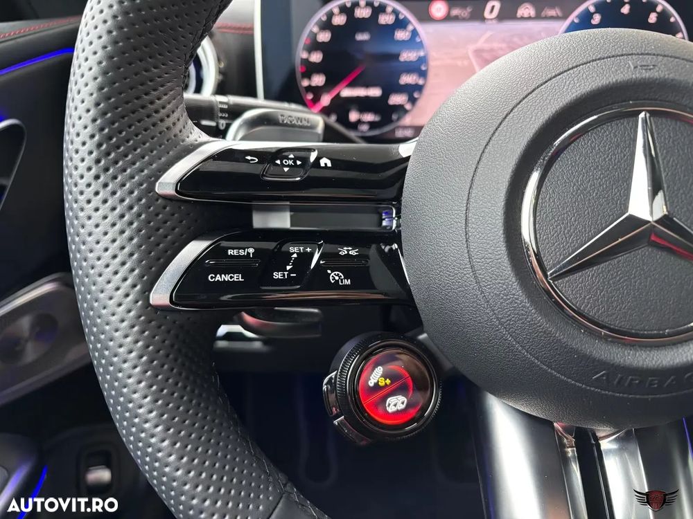 Mercedes-Benz CLE Mercedes-AMG 53 4MATIC+ AMG SPEEDSHIFT TCT 9G - 8