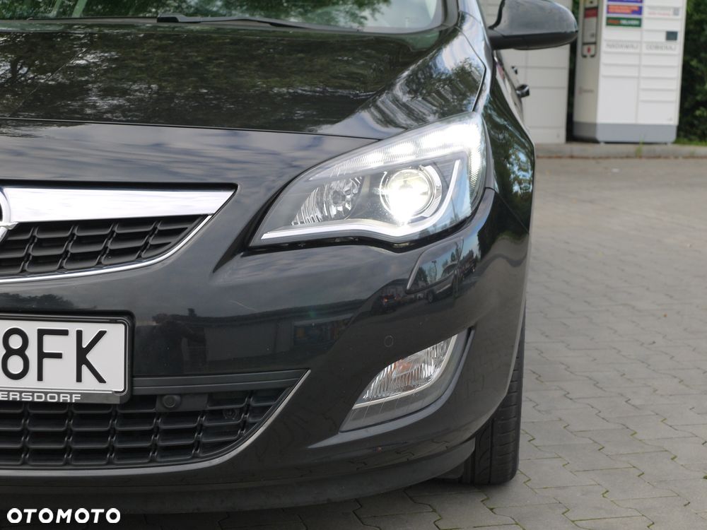 Opel Astra 1.4 Turbo Innovation - 28