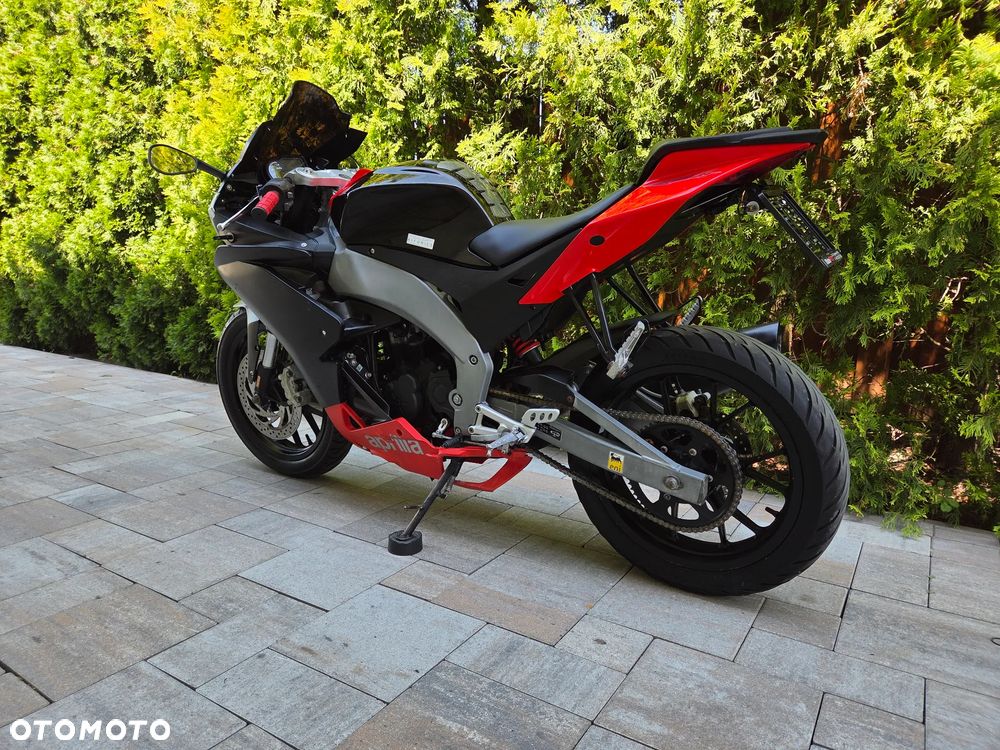 Aprilia RS - 7