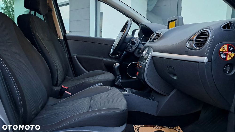 Renault Clio - 13