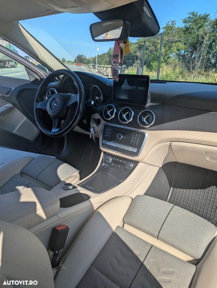Mercedes-Benz GLA 200 CDI 4MATIC Aut. - 9