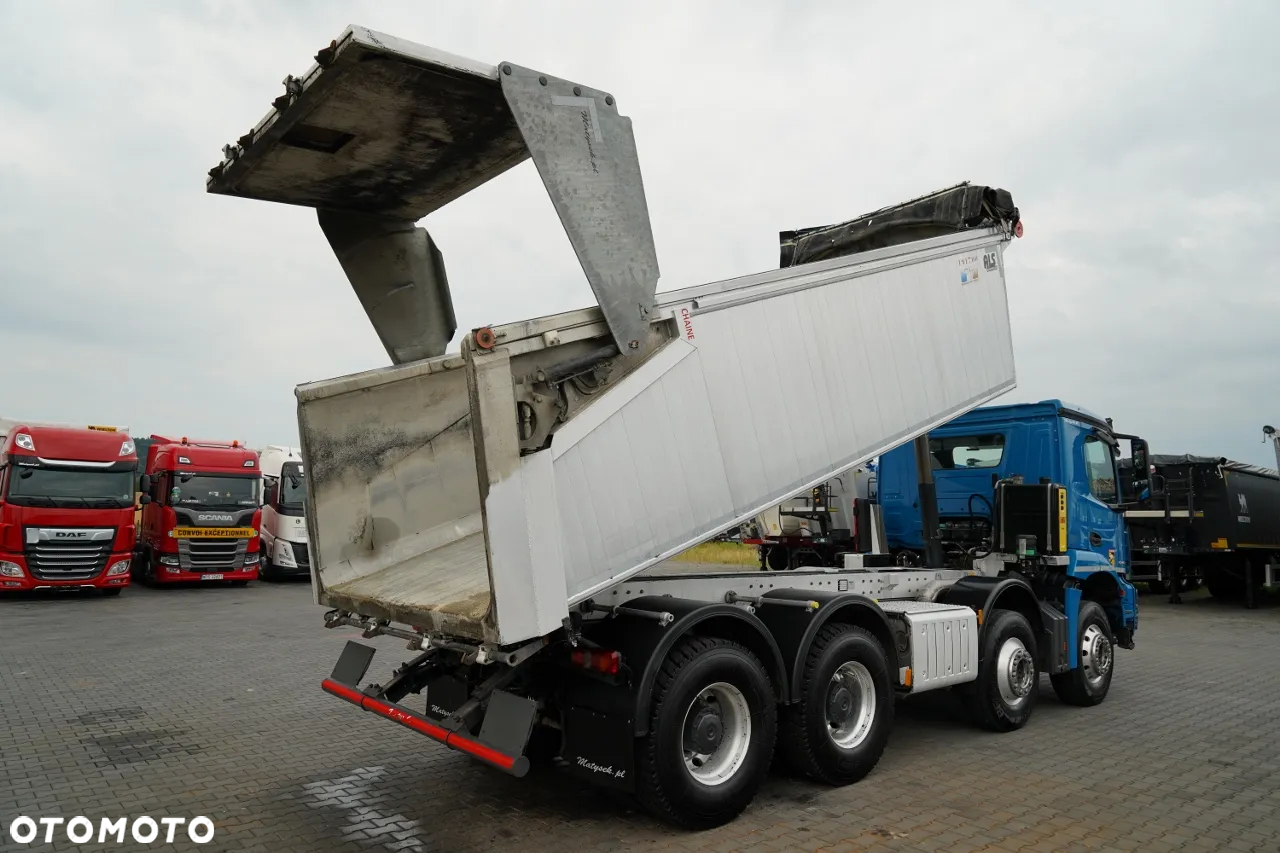 Mercedes-Benz AROCS 3243 / 8x4 / WYWROTKA 20m3 / TYLNOZSYP / EURO 6 / OPONY 100 % / ŁADOWNOŚĆ: 19,500 KG / HYDROKLAPA - 9