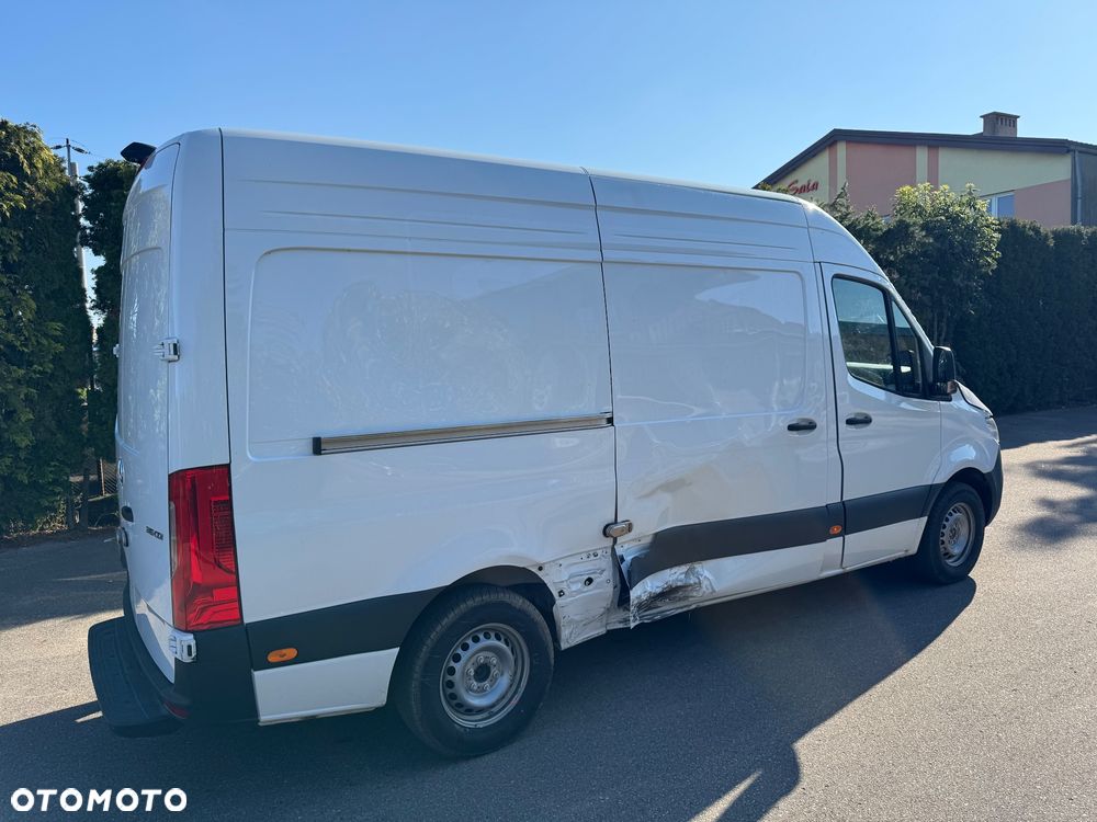 Mercedes-Benz SPRINTER - 5