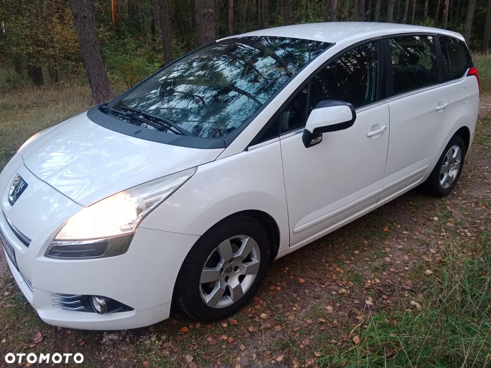 Peugeot 5008 - 12