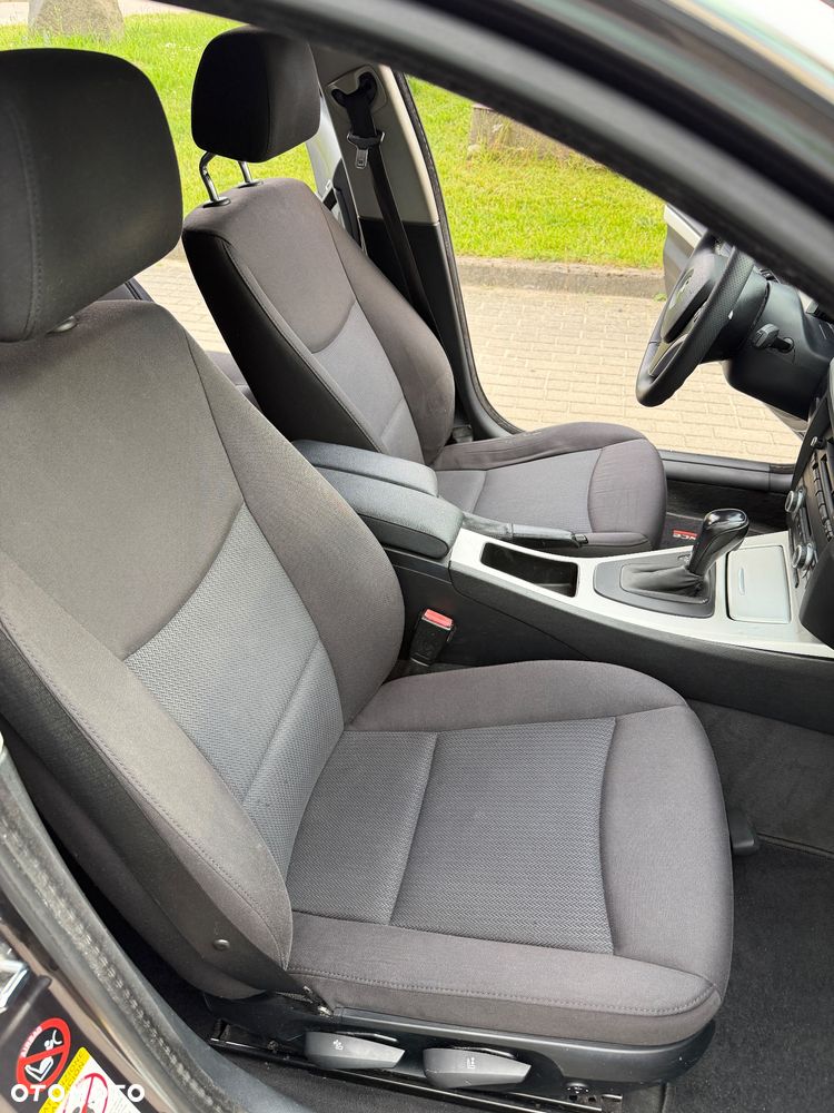 BMW Seria 3 330xd DPF - 24
