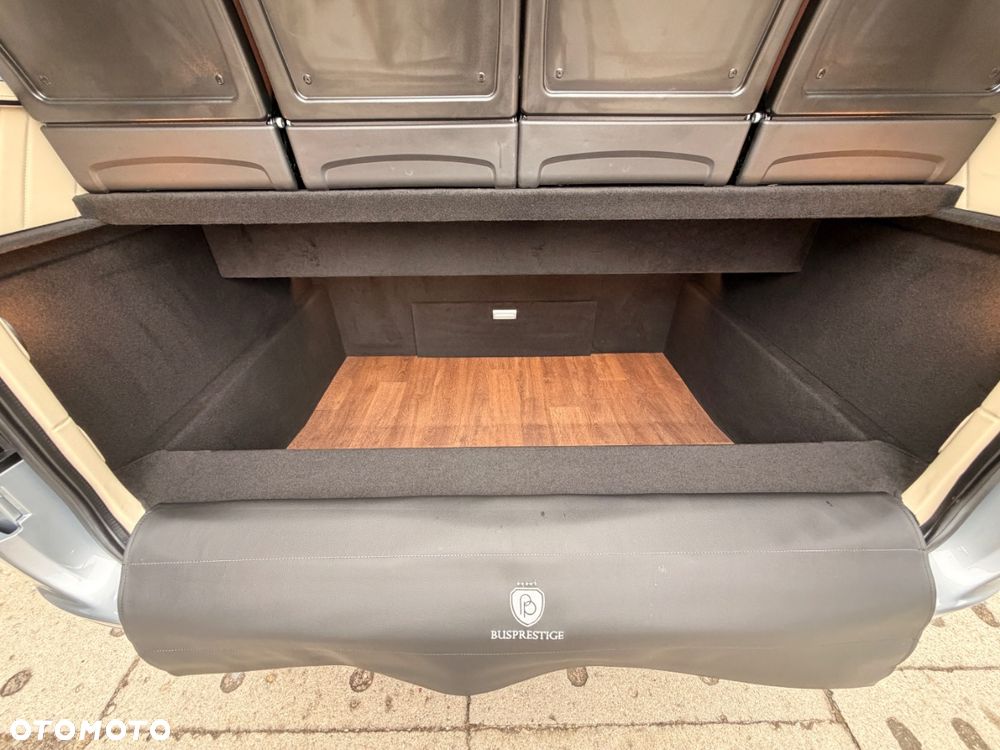 Mercedes-Benz Sprinter 519 - 12