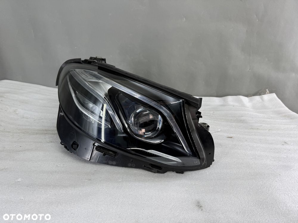 Reflektor lampa przednia prawa Mercedes-Benz E W213 A213 Multibeam - 1