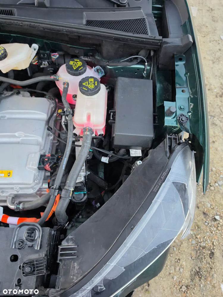 MG ZS Hybrid+ Comfort - 32