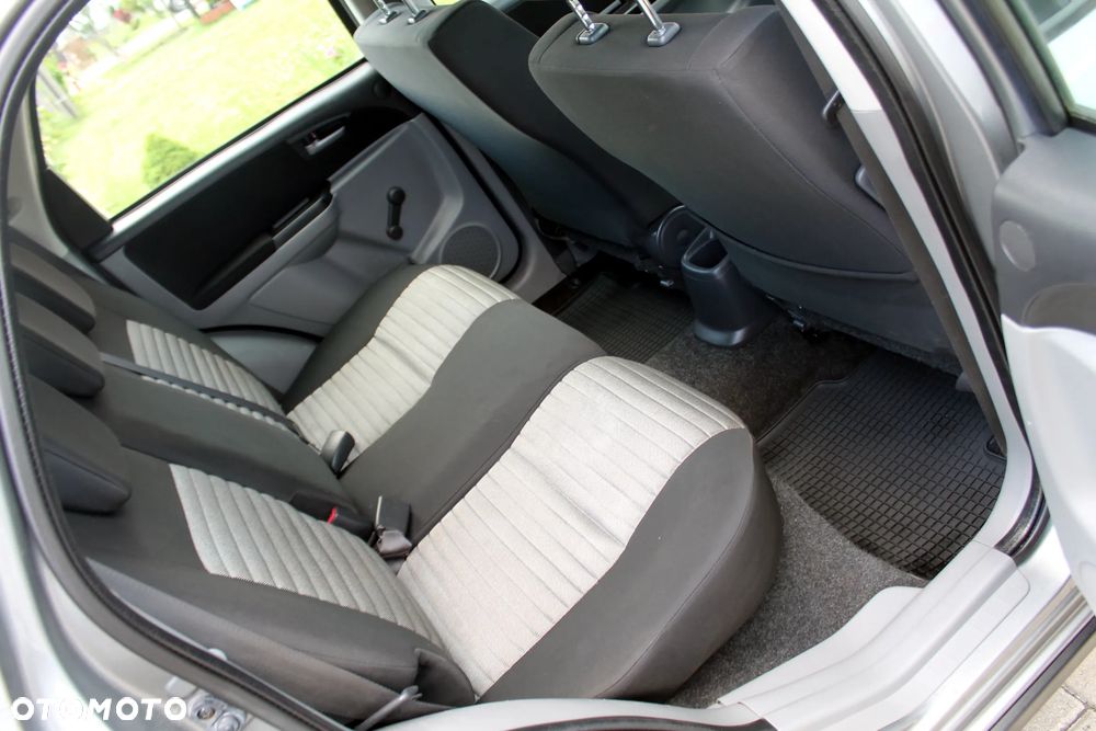 Suzuki SX4 Classic 1.6 VVT 4x4 Club - 13