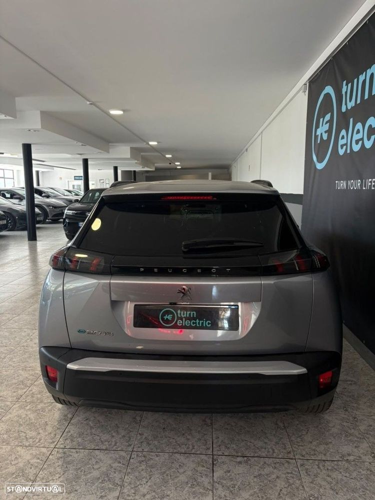 Peugeot e-2008 50 kWh Active - 8