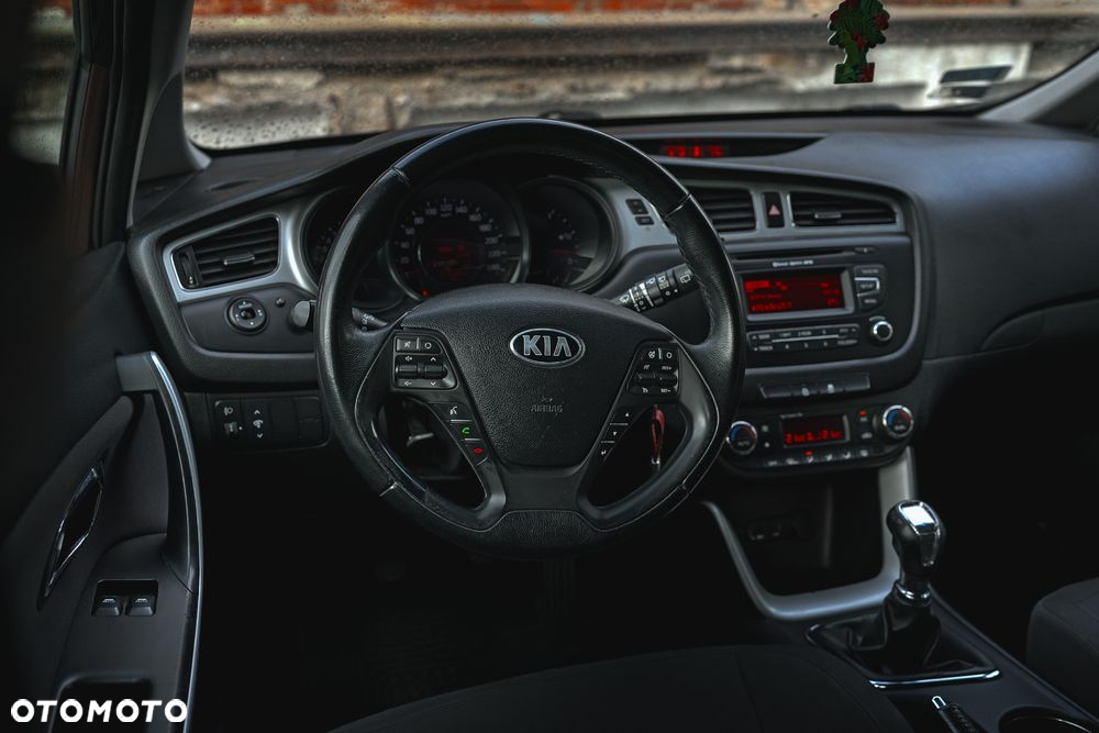 Kia Ceed Cee'd 1.4 S - 9