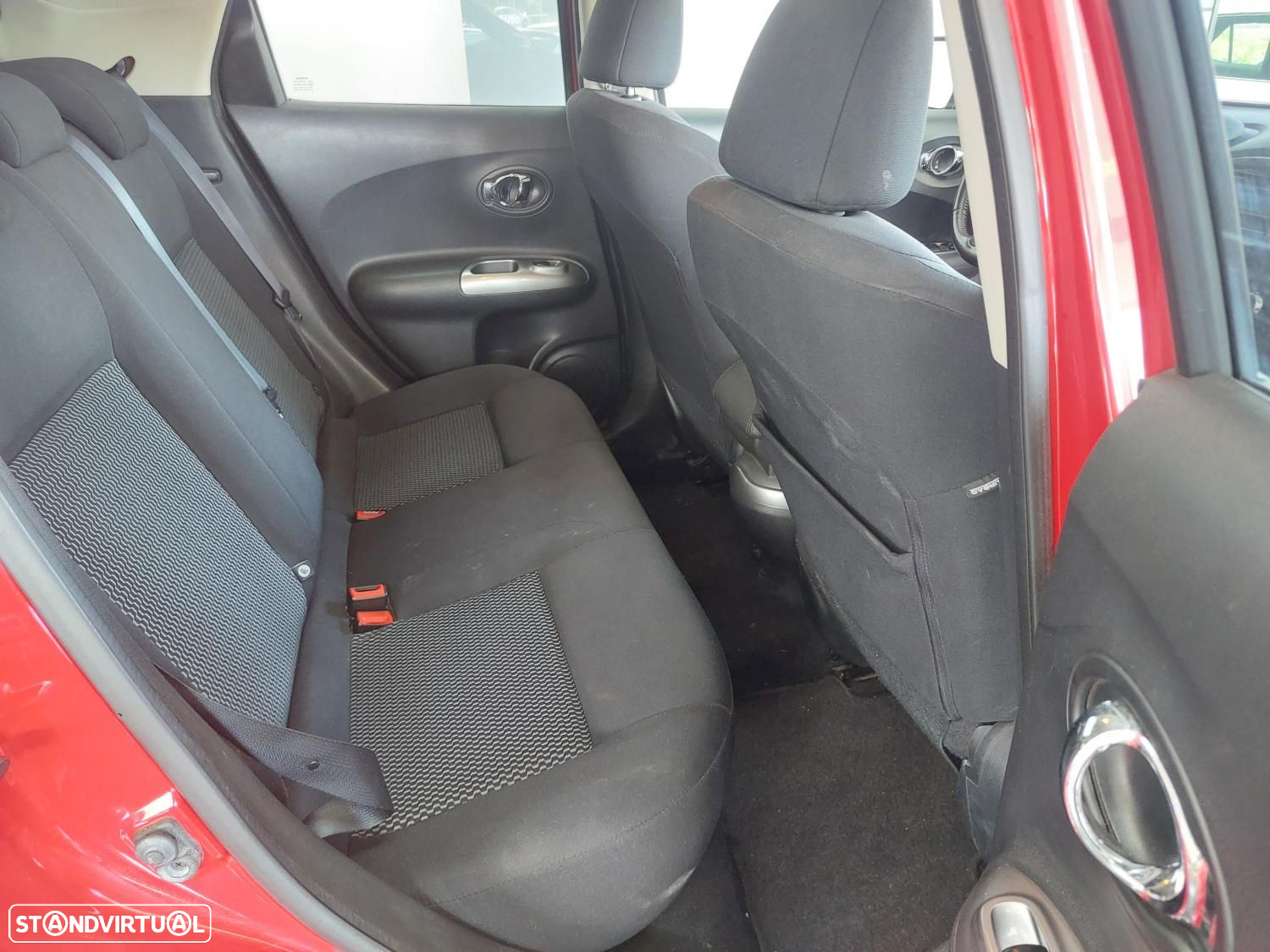 Nissan Juke 1.2 DIG-T N-Connecta - 30
