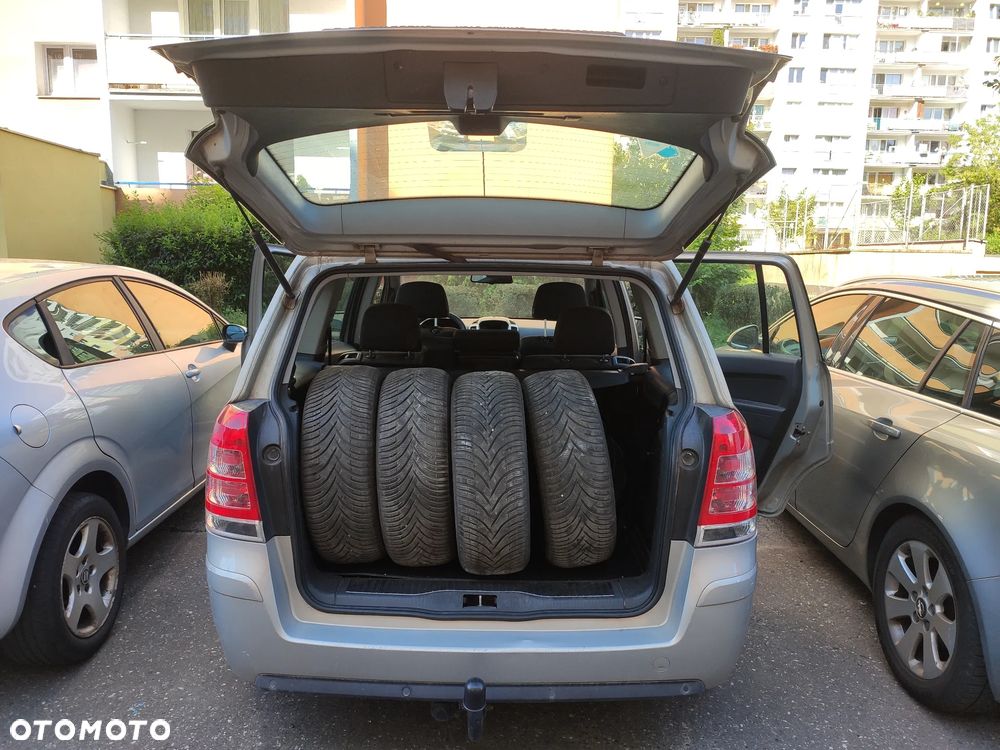 Opel Zafira 1.9 CDTI Cosmo - 7