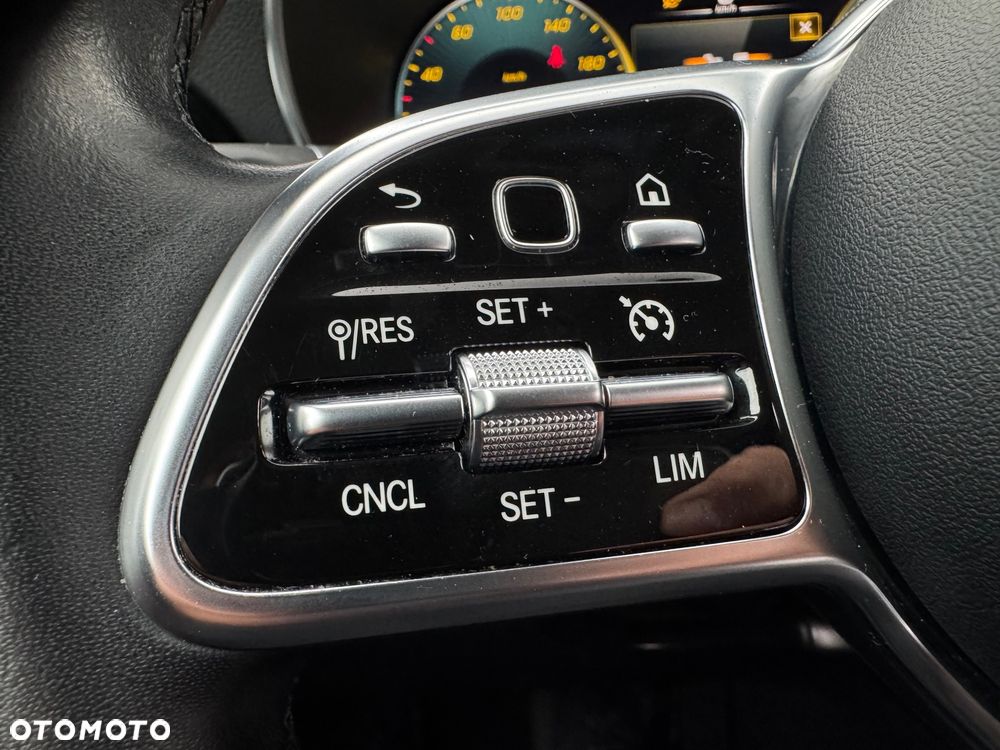 Mercedes-Benz GLC 220 d 4Matic 9G-TRONIC Exclusive - 26