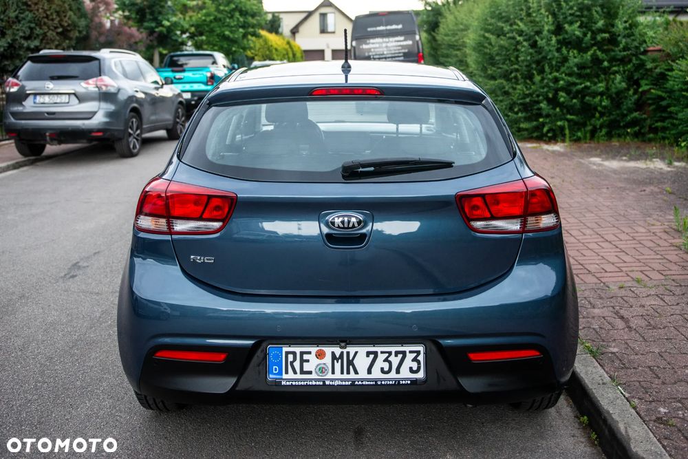 Kia Rio 1.2 Edition 7 - 13