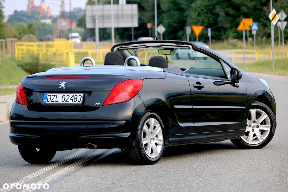 Peugeot 207 CC - 28