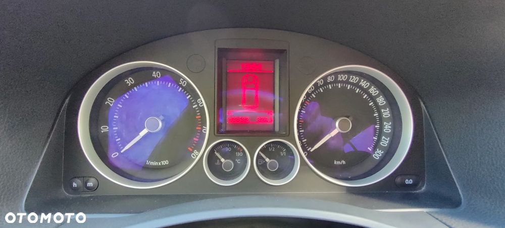 Volkswagen Golf R32 4Motion DSG - 17
