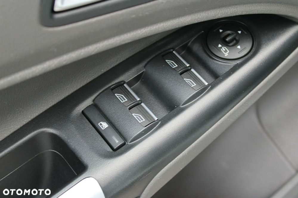 Ford Tourneo Connect - 17