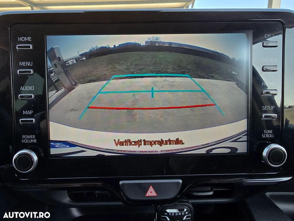 Toyota Yaris 1.5 L Dynamic - 9