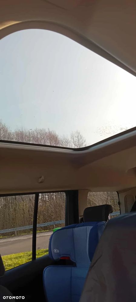 Ford Tourneo Connect Grand 1.5 TDCi Start/Stop Titanium - 25