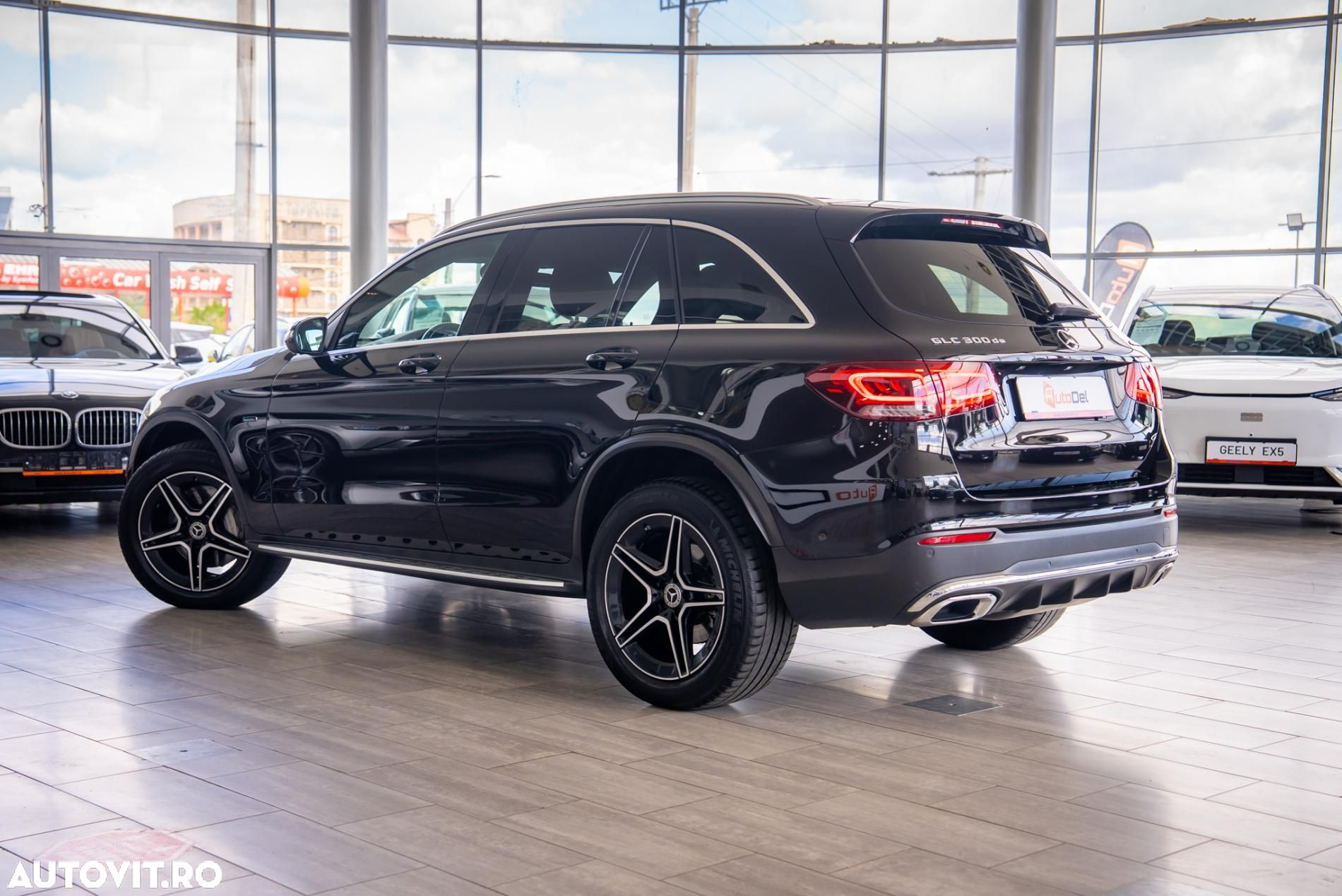 Mercedes-Benz GLC - 10