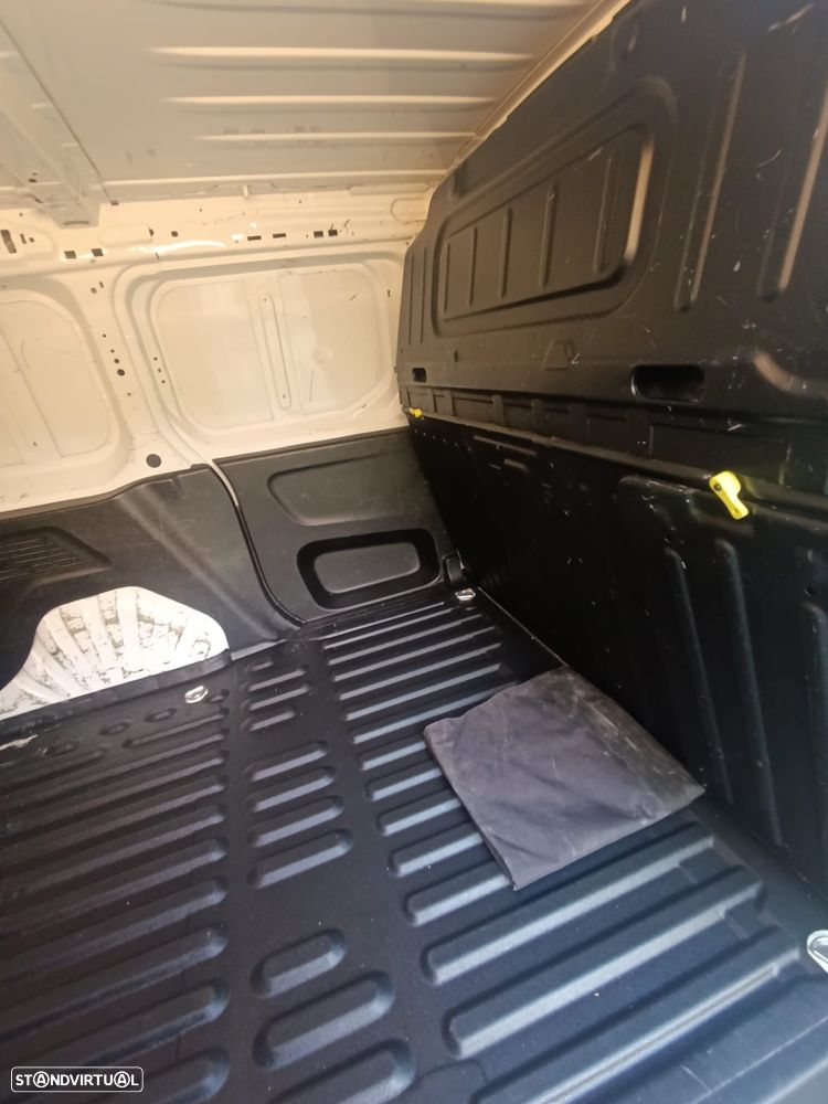 Citroën Berlingo - 28