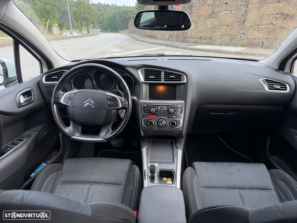 Citroën C4 e-HDi 115 ETG6 Exclusive - 8