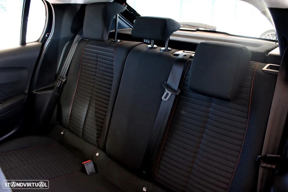 Peugeot 208 1.2 PureTech Active Pack - 13