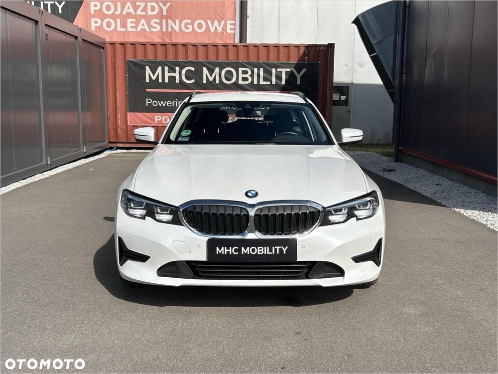 BMW Seria 3 318i Advantage - 11
