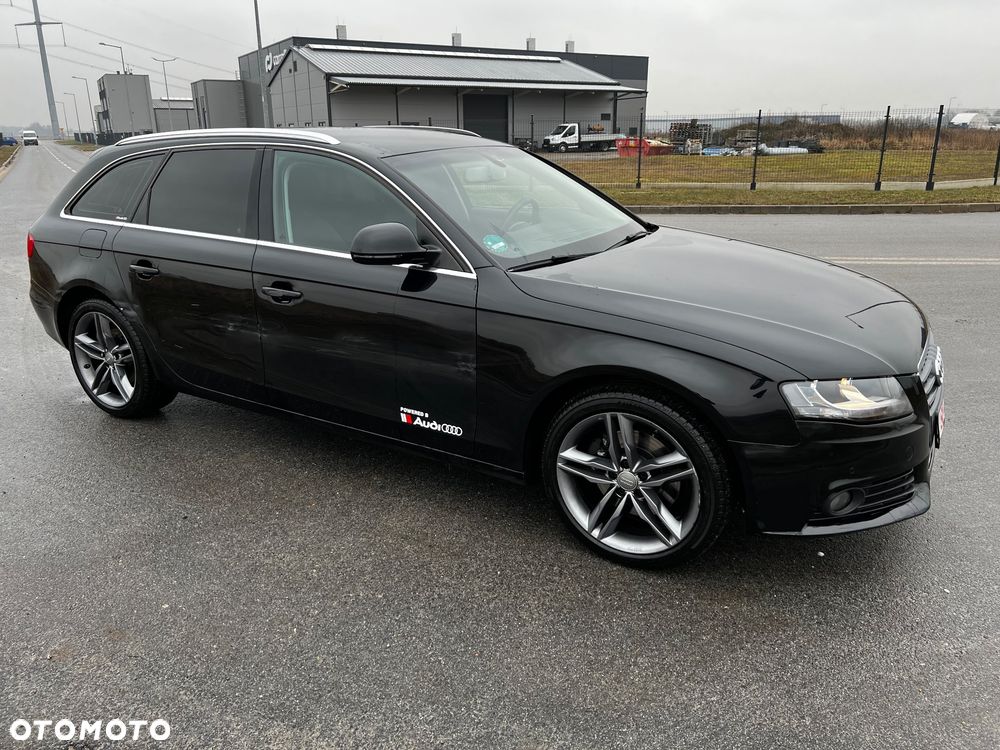 Audi A4 Avant - 11