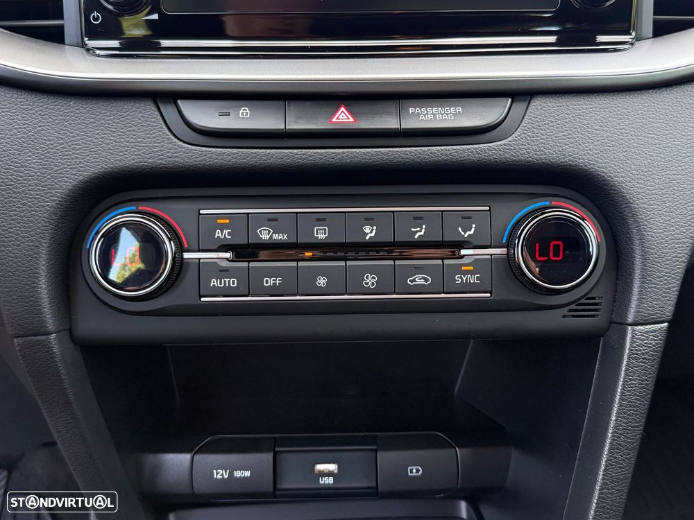 Kia Ceed 1.5 T-GDI OPF GT Line - 23