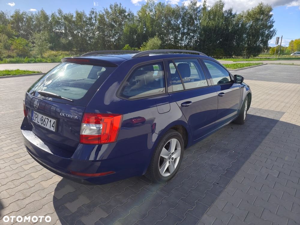 Skoda Octavia 1.6 TDI Ambition - 5