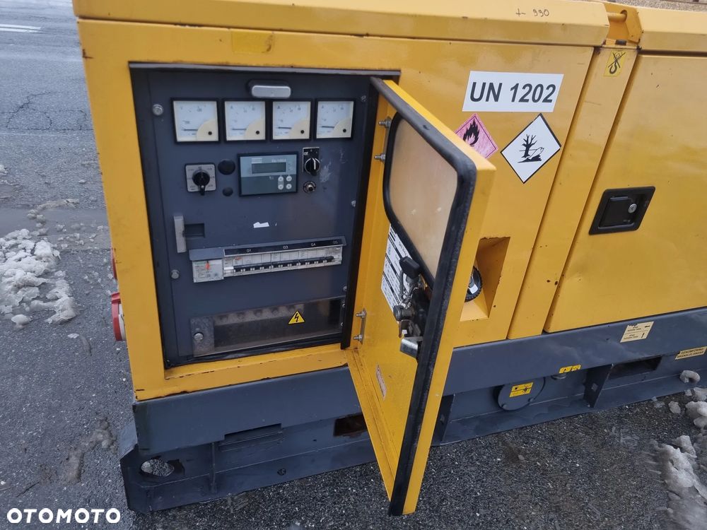 Atlas Copco QAS 30 KVA Agregat Generator wyciszony. Perfekcyjny stan! Silnik Kubota 4cylindry. Prądnica PARTNER Import Norwegia! Zadbana maszyna Serwisowana w DEKRA do końca - 9