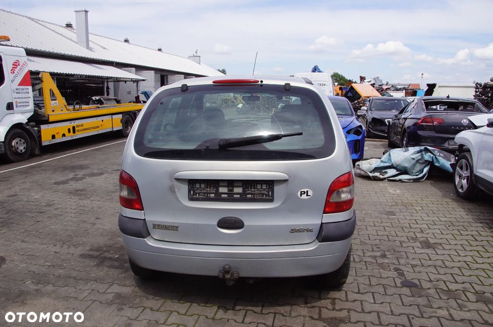 Auto na części - Renault Megane Scenic I Lift 1.9 dCi 102 KM F9Q732 JC5113 2001R Skrzynia Drzwi Szyba Lusterko Maska Zderzak Klapa Błotnik Deska Kokpit - 5