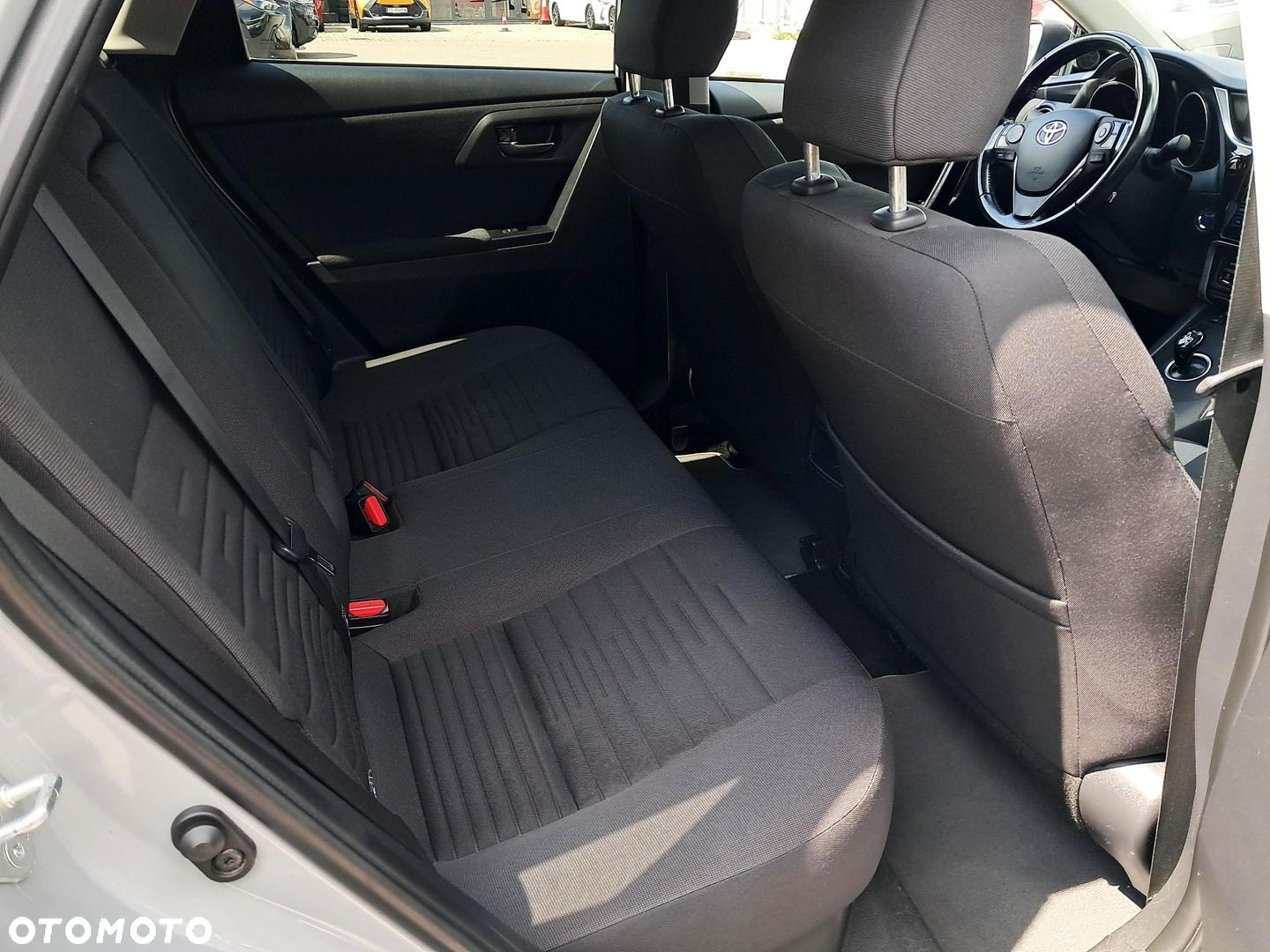 Toyota Auris Hybrid 135 Freestyle - 11