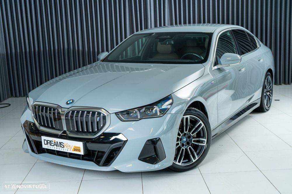 BMW i5 eDrive40 Pack Desportivo M - 1