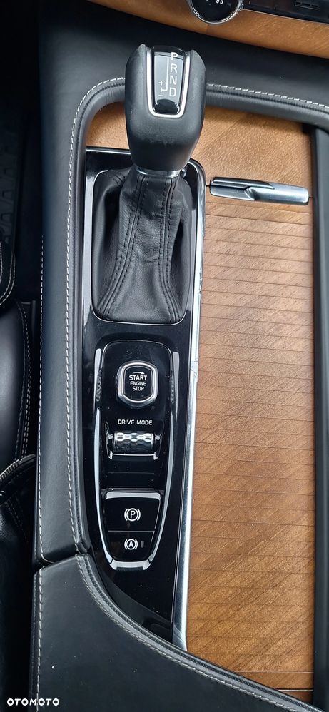 Volvo XC 90 D5 AWD Geartronic Inscription - 27