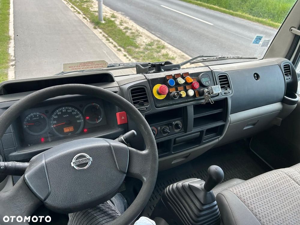 Nissan Cabstar - 24
