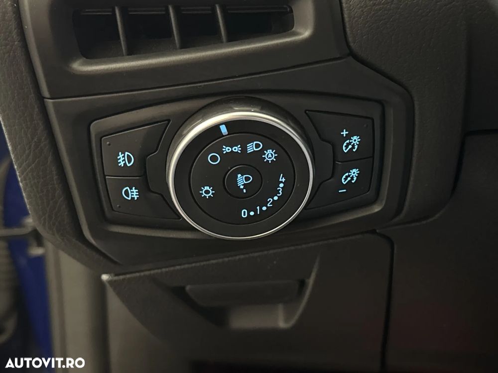 Ford Focus - 16