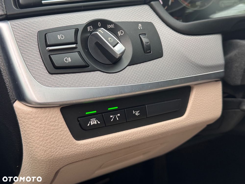 BMW Seria 5 - 12