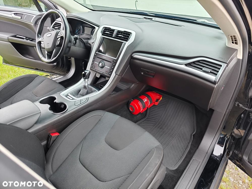 Ford Mondeo 2.0 TDCi Titanium - 14