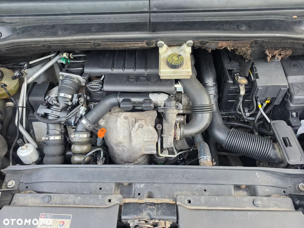 Citroën C4 Picasso 1.6 HDi FAP Tendance - 6