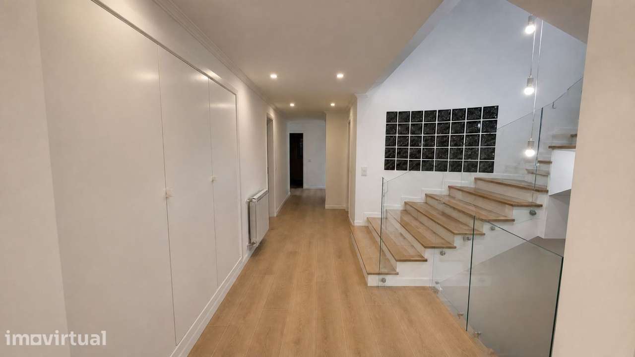Moradia T3+1 com anexo, forno e churrasqueira, garagem e vistas da ... - Grande imagem: 4/22
