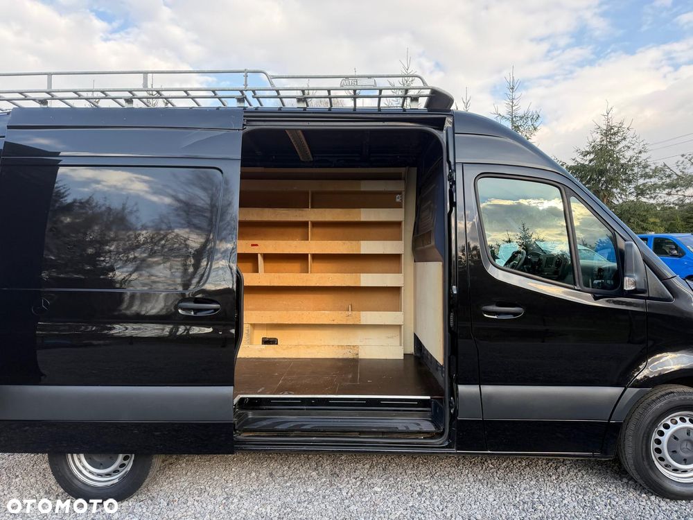 Mercedes-Benz Sprinter - 19