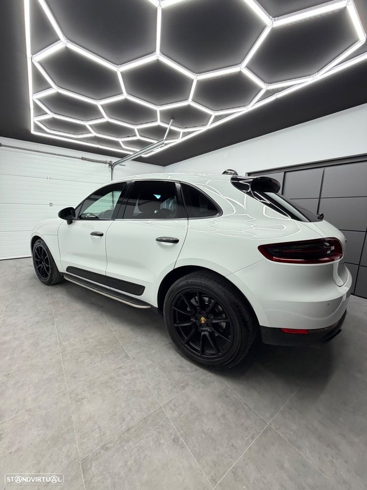 Porsche Macan S - 5