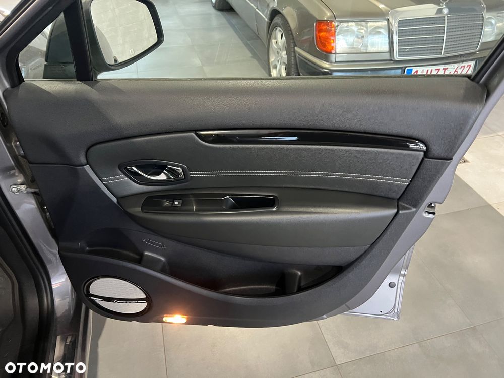 Renault Scenic 1.2 TCe Energy Bose - 31