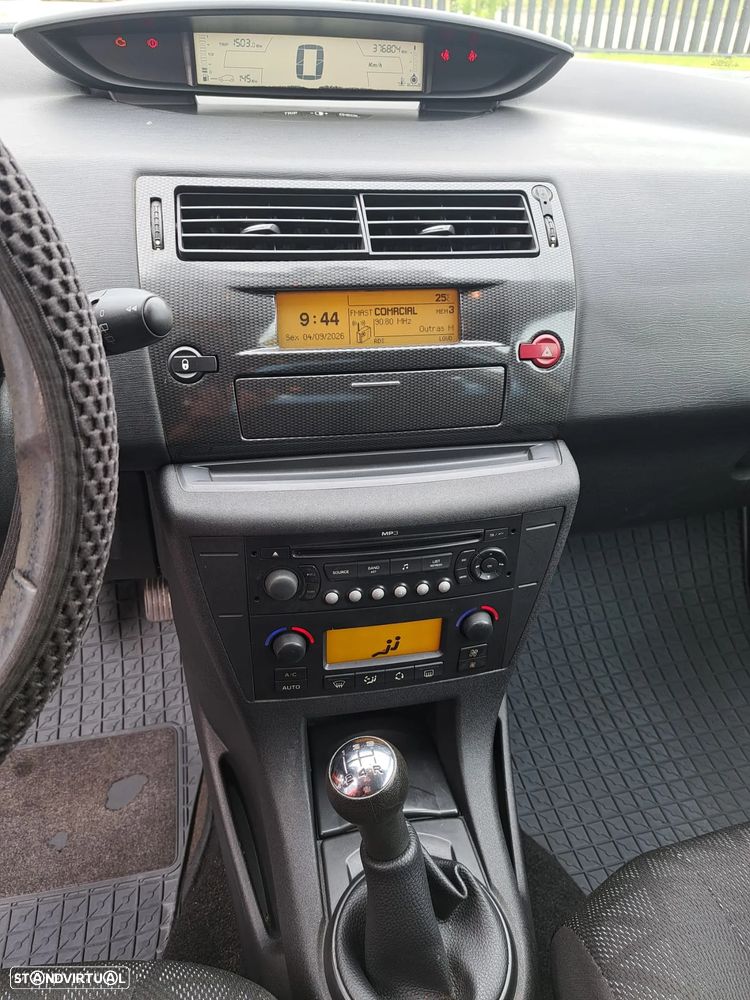 Citroën C4 1.6 HDi VTS - 5